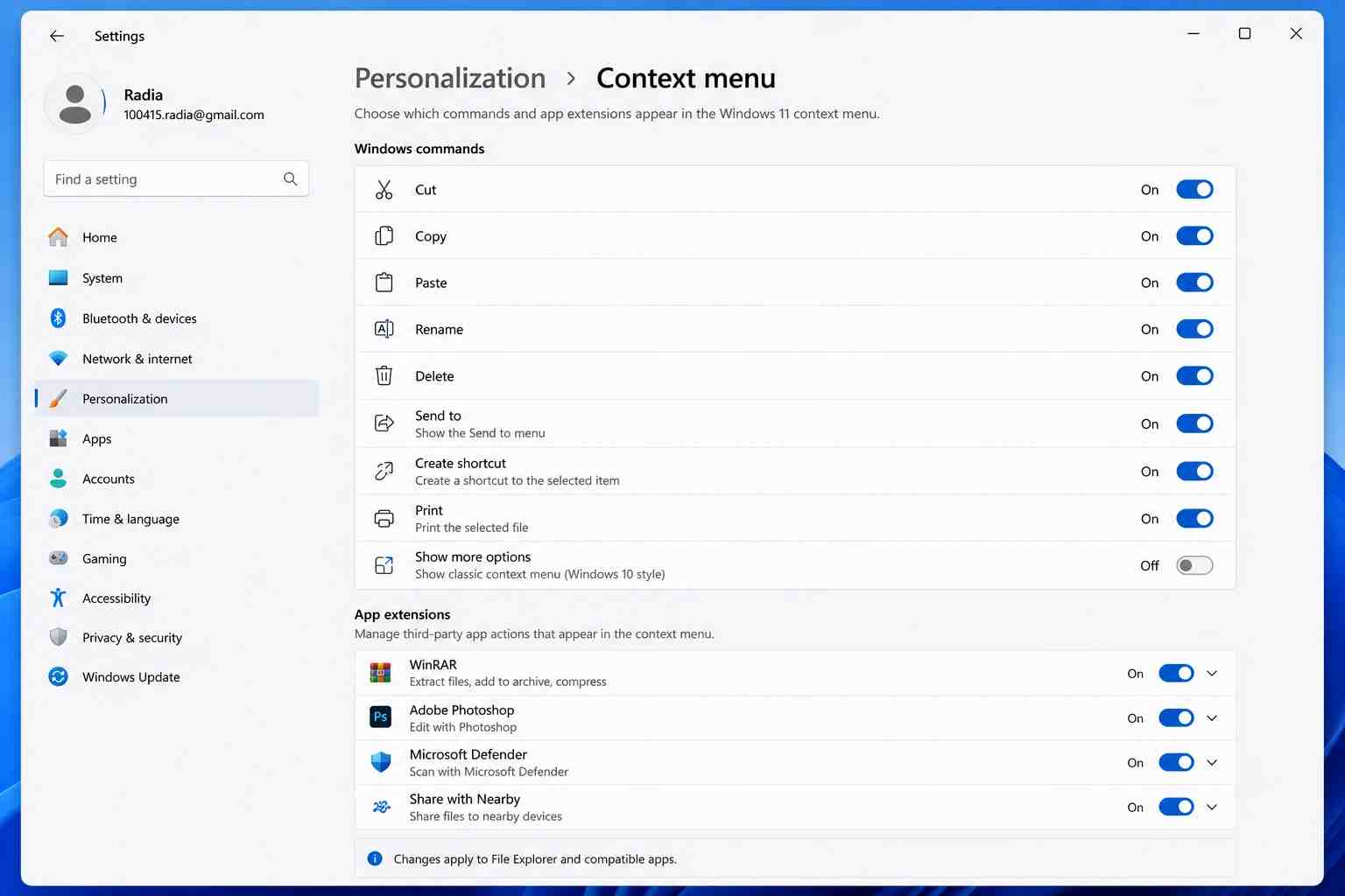 Windows 11 context menu customization settings with ONOFF toggles.